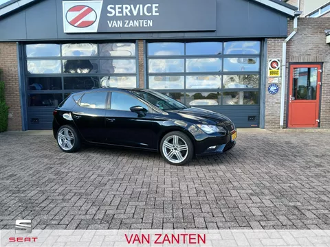 SEAT Leon 1.2 TSI Style + Navi + Trekhaak
