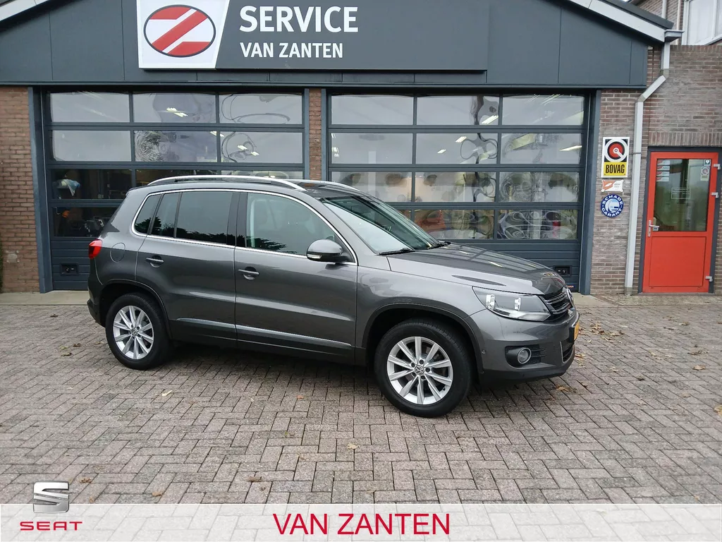 Volkswagen Tiguan 1.4 TSI Comfort&amp;Design + Leder + Panoramadak + Trekhaak etc.